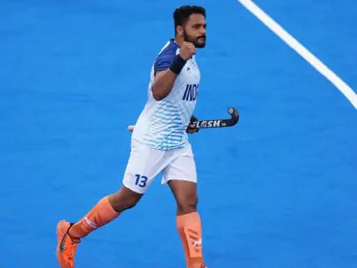 एशियन चैंपियंस ट्रॉफी, भारत ने पाकिस्तान को 2-1 से हराया,दोनों गोल कप्तान हरमनप्रीत सिंह ने किए; टीम की लगातार पांचवीं जीत 42 एशियन चैंपियंस ट्रॉफी, भारत ने पाकिस्तान को 2-1 से हराया,दोनों गोल कप्तान हरमनप्रीत सिंह ने किए; टीम की लगातार पांचवीं जीत December 2, 2025