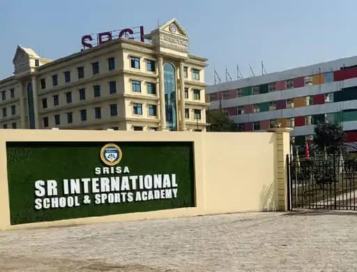 छात्रा की गला दबाकर हत्या, हाथ-पैर बांधकर घसीटा,लखनऊ में SR कॉलेज में मिला था शव... 42 छात्रा की गला दबाकर हत्या, हाथ-पैर बांधकर घसीटा,लखनऊ में SR कॉलेज में मिला था शव... February 20, 2026