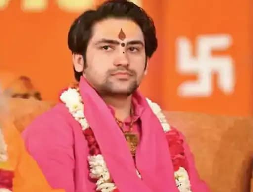 पंडित धीरेंद्र शास्त्री ने मांगी माफी,संत तुकाराम और उनकी पत्नी पर दिए बयान के बाद विवादों में घिरे.. 42 पंडित धीरेंद्र शास्त्री ने मांगी माफी,संत तुकाराम और उनकी पत्नी पर दिए बयान के बाद विवादों में घिरे.. March 7, 2026