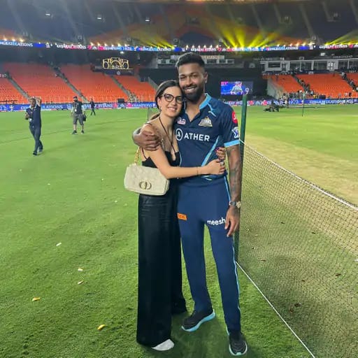 हार्दिक की पत्नी नताशा ने इंस्टाग्राम से पंड्या सरनेम हटाया,सोशल मीडिया रिपोर्ट में तलाक की अफवाह.. 42 हार्दिक की पत्नी नताशा ने इंस्टाग्राम से पंड्या सरनेम हटाया,सोशल मीडिया रिपोर्ट में तलाक की अफवाह.. February 16, 2026