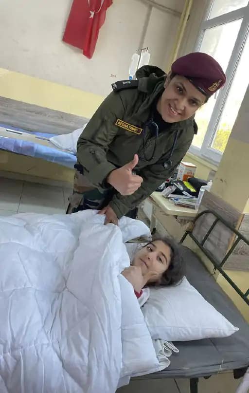 तुर्किये में नई जिंदगी दे रहे भारतीय जवान,NDRF ने 90 घंटे बाद मलबे से निकाली मासूम बेरेन.. 42 तुर्किये में नई जिंदगी दे रहे भारतीय जवान,NDRF ने 90 घंटे बाद मलबे से निकाली मासूम बेरेन.. February 19, 2026