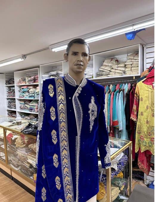 बराक ओबामा से काफी मिलता-जुलता मिला एक मॉडल 42 बराक ओबामा से काफी मिलता-जुलता मिला एक मॉडल December 2, 2025