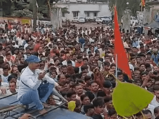 बैरसिया मामले की रिपोर्ट पूरी, 3 छात्राओं के बयान हुए,कलेक्टर को सौंपेंगे; नाबालिग को अश्लील मैसेज भेजने पर हुआ था हंगामा 42 बैरसिया मामले की रिपोर्ट पूरी, 3 छात्राओं के बयान हुए,कलेक्टर को सौंपेंगे; नाबालिग को अश्लील मैसेज भेजने पर हुआ था हंगामा December 22, 2025