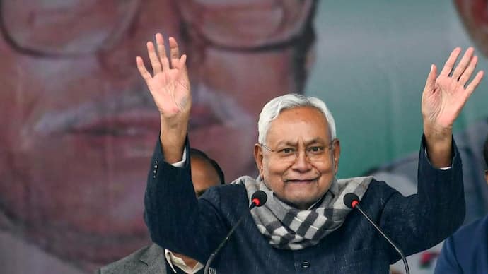 Nitish Kumar जल्द करेंगे कैबिनेट विस्तार; इन विधायकों की लग सकती है लॉटरी; विधानसभा स्पीकर के लिए ये दो नाम आगे 42 Nitish Kumar जल्द करेंगे कैबिनेट विस्तार; इन विधायकों की लग सकती है लॉटरी; विधानसभा स्पीकर के लिए ये दो नाम आगे February 1, 2026