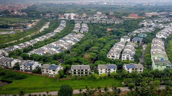 दुनिया का अनोखा गांव, जहां घर के बाहर नहीं खेलते हैं बच्चे, जानिए क्या है इसके पीछे की वजह 42 दुनिया का अनोखा गांव, जहां घर के बाहर नहीं खेलते हैं बच्चे, जानिए क्या है इसके पीछे की वजह March 6, 2026