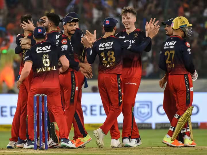 IPL 2023 Points Table, SRH को हराकर टॉप-4 में पहुंची RCB.. 42 IPL 2023 Points Table, SRH को हराकर टॉप-4 में पहुंची RCB.. February 17, 2026