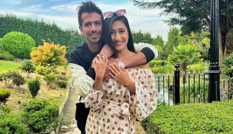 क्रिकेटर युजवेंद्र चहल और धनश्री वर्मा का 4 साल बाद तलाक: हाईकोर्ट के आदेश के बाद फैमिली कोर्ट का फैसला, 4.75 करोड़ रुपए की एलिमनी पर सेटलमेंट 42 क्रिकेटर युजवेंद्र चहल और धनश्री वर्मा का 4 साल बाद तलाक: हाईकोर्ट के आदेश के बाद फैमिली कोर्ट का फैसला, 4.75 करोड़ रुपए की एलिमनी पर सेटलमेंट December 2, 2025